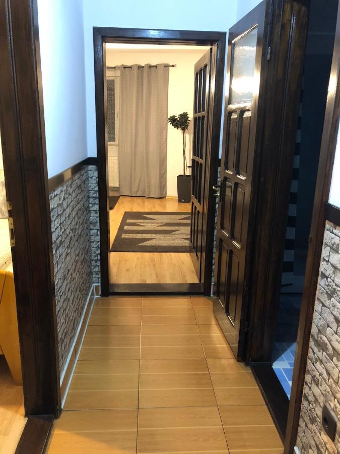 Apartament Basak 2 Apartment Deva Exterior photo