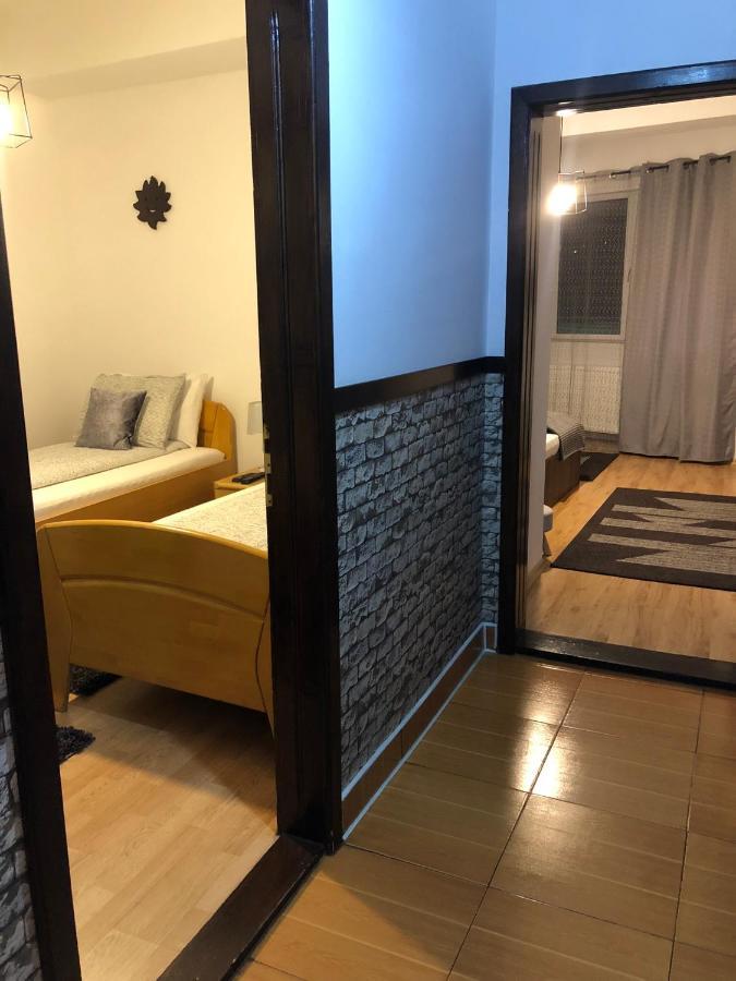 Apartament Basak 2 Apartment Deva Exterior photo