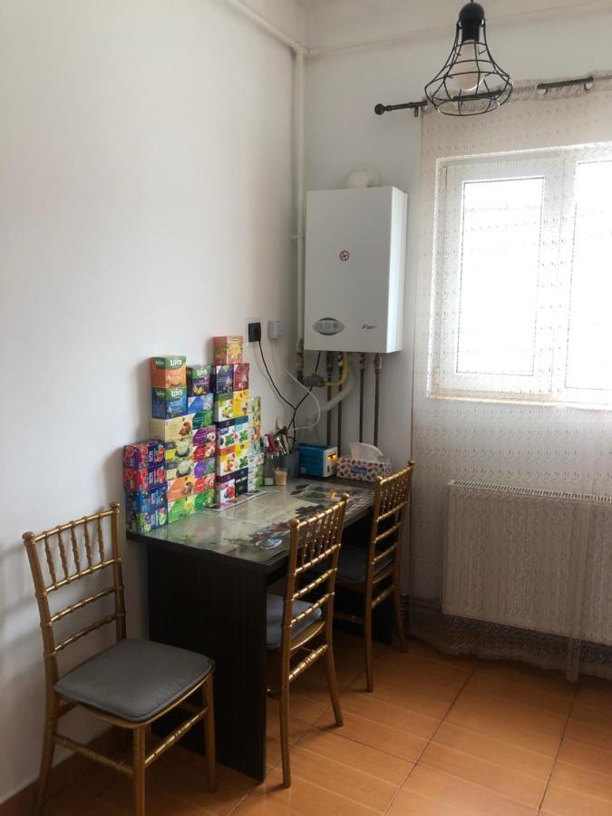 Apartament Basak 2 Apartment Deva Exterior photo